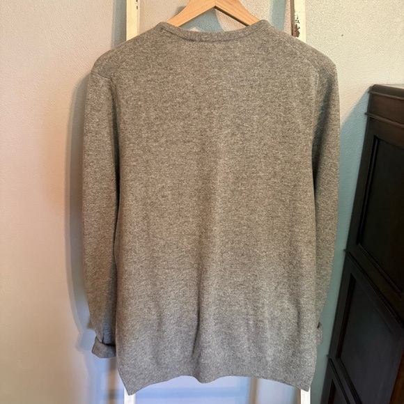 John W. Nordstrom 100% Italian Cashmere Men's Heather Gray V-Neck Sweater Size L - Picture 4 of 7